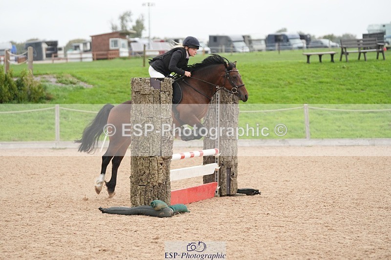 250920-102250-00605 - Cls 5 Pony British Novice and 80cm