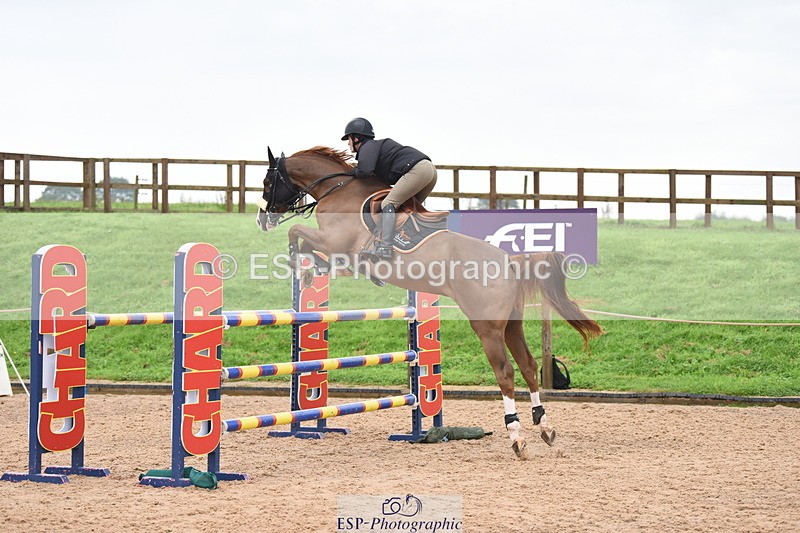 230916A-110100-03970 - Cls 14 Snr Foxhunter