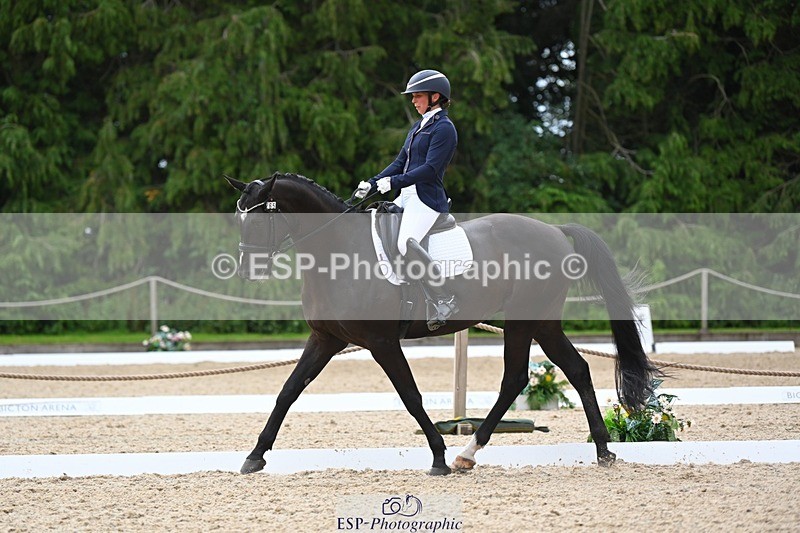 230813-165228-08505 - Cls 14 Medium Silver 16.45 to End