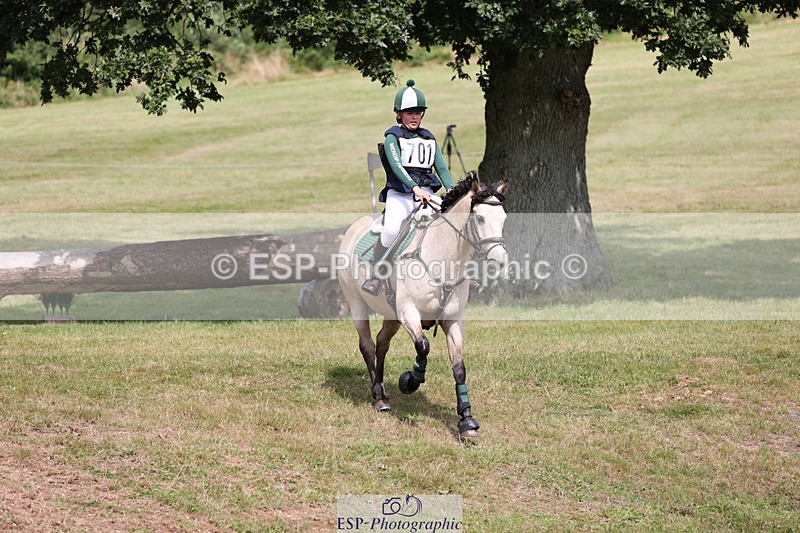 240825X-134851-34344 - 80cm XC 13.30 to 14.30