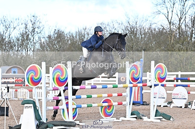 251119-134055-00494 - Cls 4 Newcomers and 1.10m Open