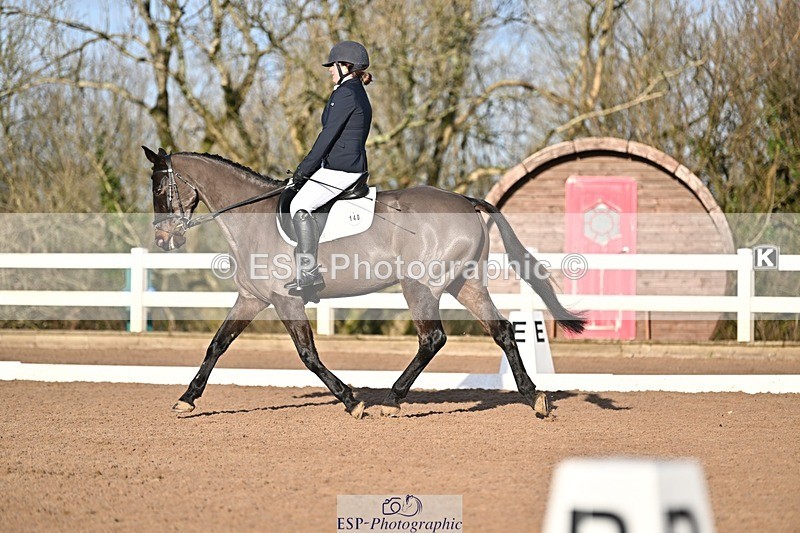 241214-105225-01241 - 140-Samantha.Henderson-Rich.Tricks.Otis