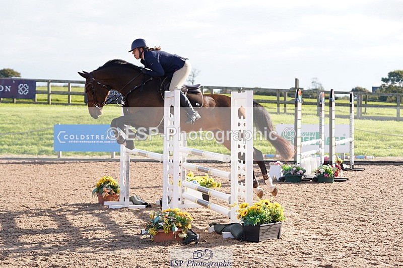 241004A-100752-00023 - Fri 01 Snr Disco & 1.00m Open