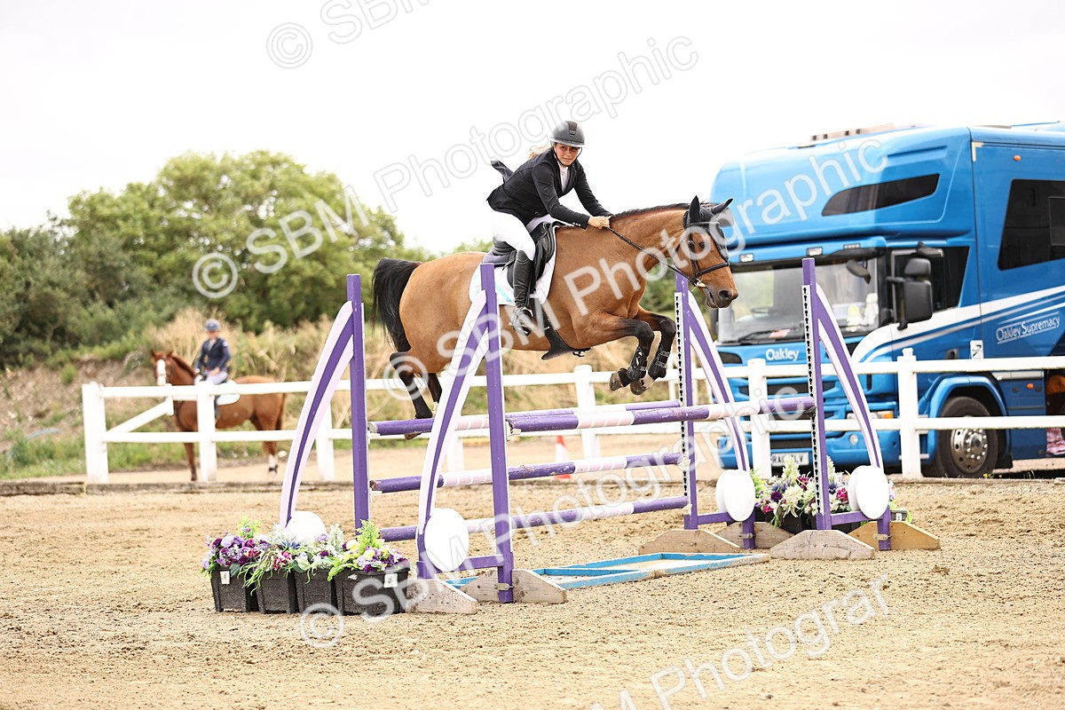 SBM_003185 - Class 21 - Senior Newcomers - 1.10m