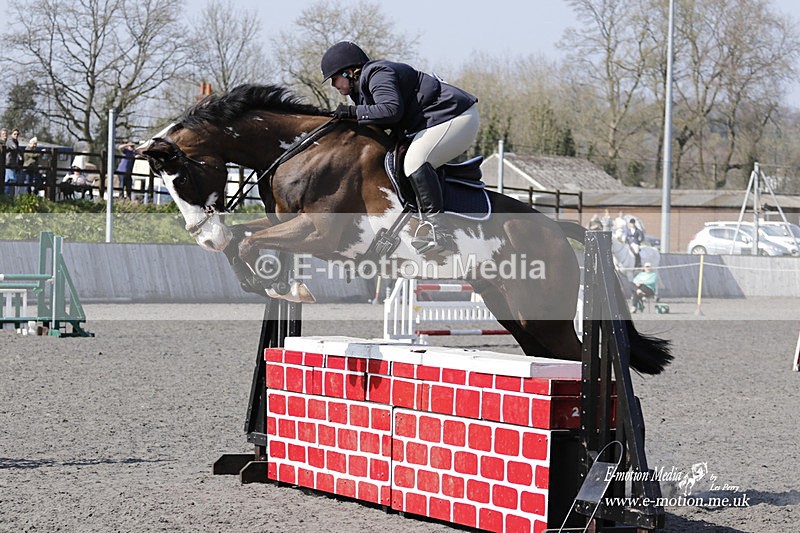_EST2102 - Bourne Valley Riding Club Winter Showjumping 27/03/22