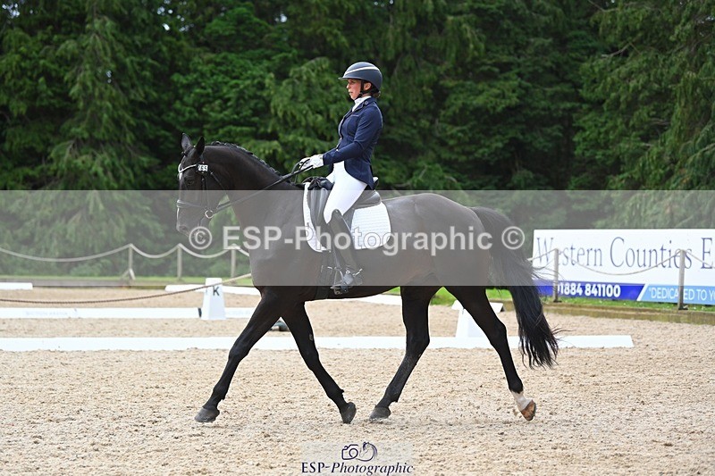 230813-165055-08493 - Cls 14 Medium Silver 16.45 to End