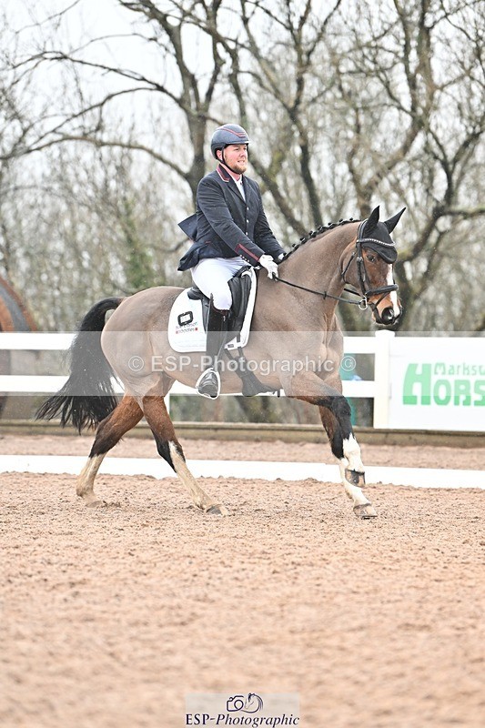 250215-132420-03849 - 212-Martyn.Humphrey-CHS.FAIRYTALE