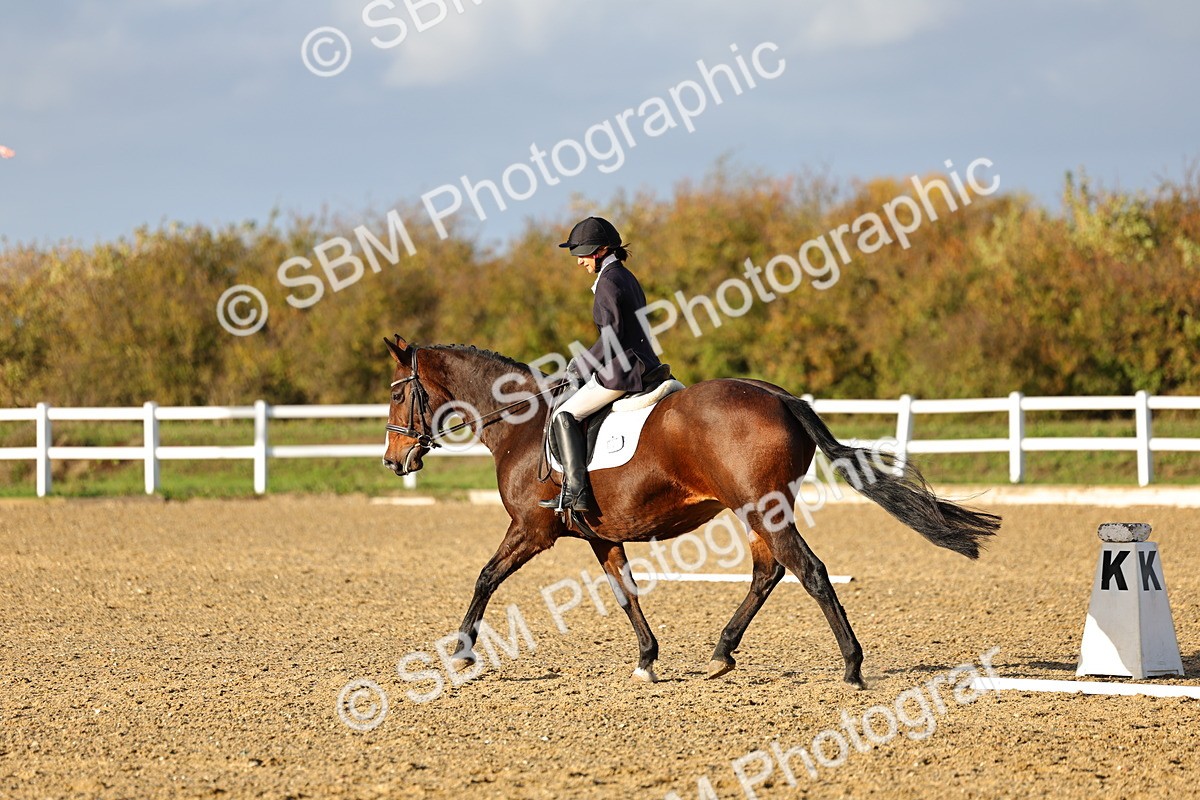 SBM_002689 - Class 8-11 - Novice 1-E1