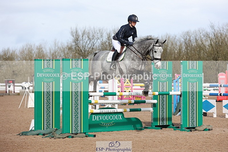 240223A-115506-00994 - Cls 4 Snr 1.05m Open