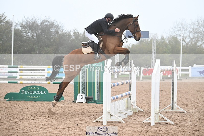 241102A-144601-05666 - SAT Cls 16 Winter 1.25 Jump Off