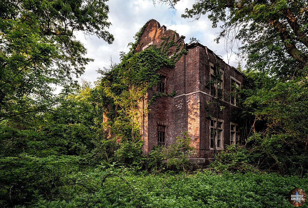 Pennhurst State School (Spring City, PA) Tinicum Hall Exterior