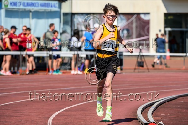 West25Sat-928229 - Track Male