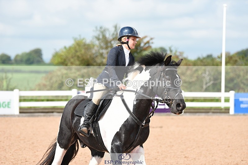 230902A-123210-01050 - Cls 9 1.10m Amateur Quali