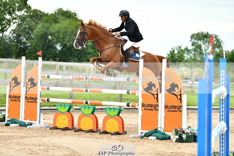 230720A-151430-03770 - Cls 9, 2 Star Big 1.40m Start to break