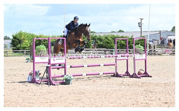 BPP_1075 - CLASS 4 FRI Newcomers/ 1.10m Open