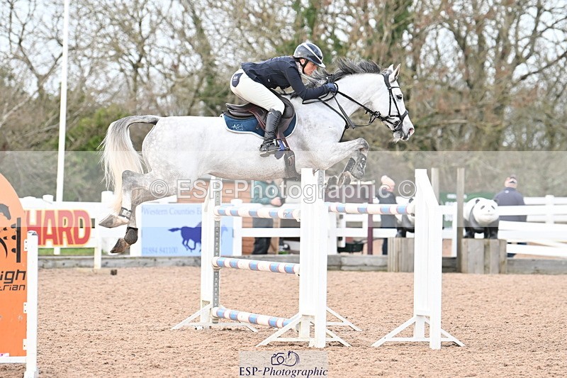 231208A-142502-01111 - Cls 7 National 1.30m & 1.40m