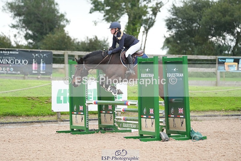 250920-101202-00568 - Cls 5 Pony British Novice and 80cm