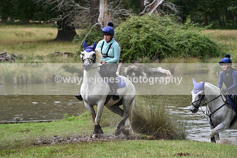 WJ7_4004 - Time at Water 12:52 to 13:22