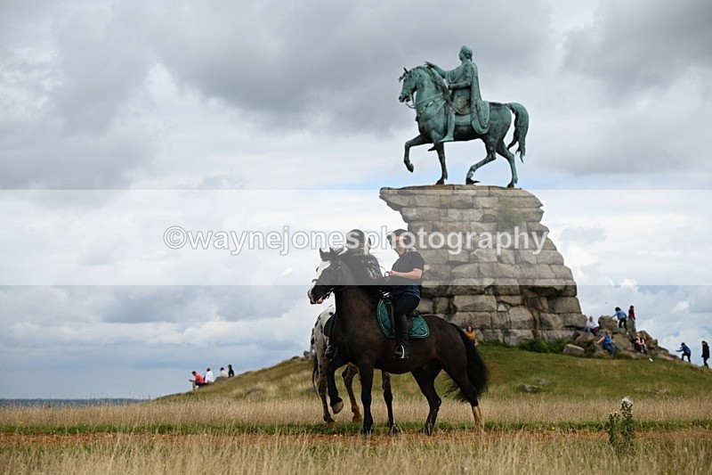 DSC_7191 - Time at Statue 12:45 to 13:15
