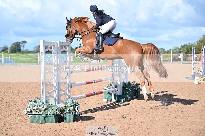 231014A-113633-04438 - Cls 18 Newcomers & 1.10m Open