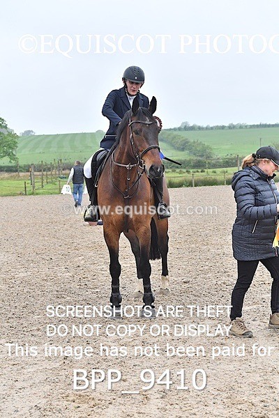 BPP_9410 - CLASS 32 MON Club/ Unaffiliated 70cms Open