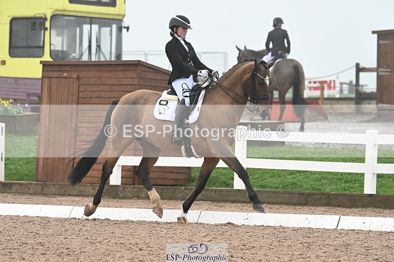 240217A-145835-03768 - 117-Jessie.Kirby-As.Well.de.la.Roche.CMF