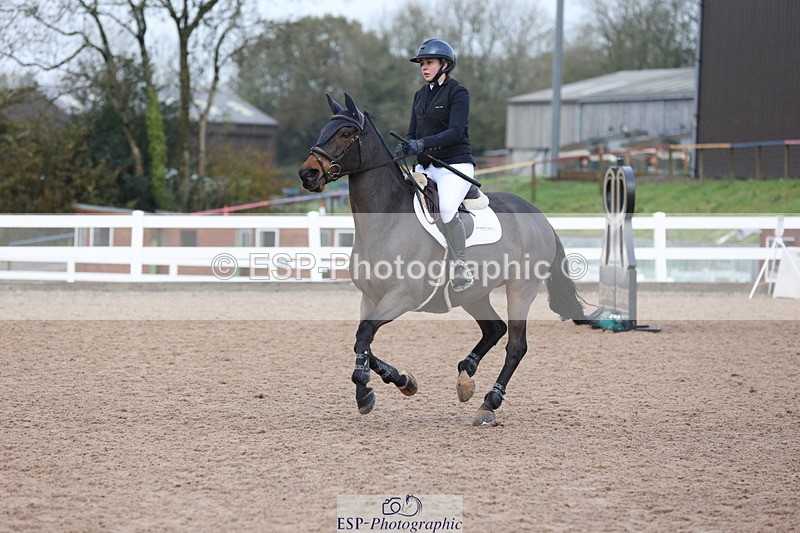 231112A-123334-04052 - Cls 19 Snr 1.05m Open