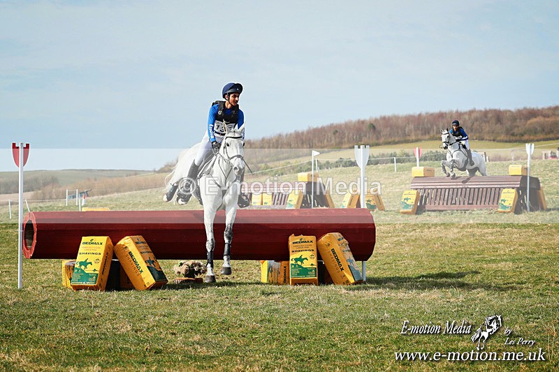 BE 210325 707 - Equestrian