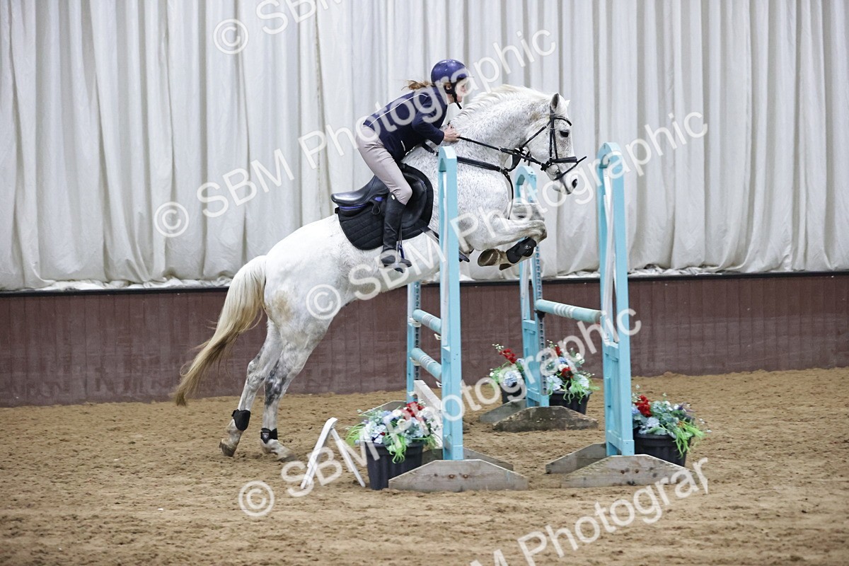 SBM_001166 - Class 4 - Senior Newcomers/ 1.10m Open