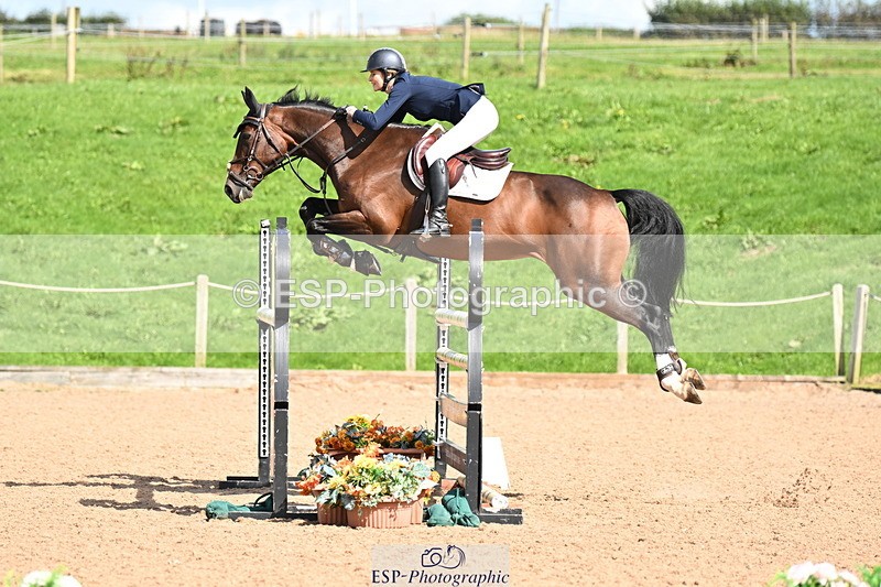 240913A-131824-04522 - Cls 15 Snr Foxhunter
