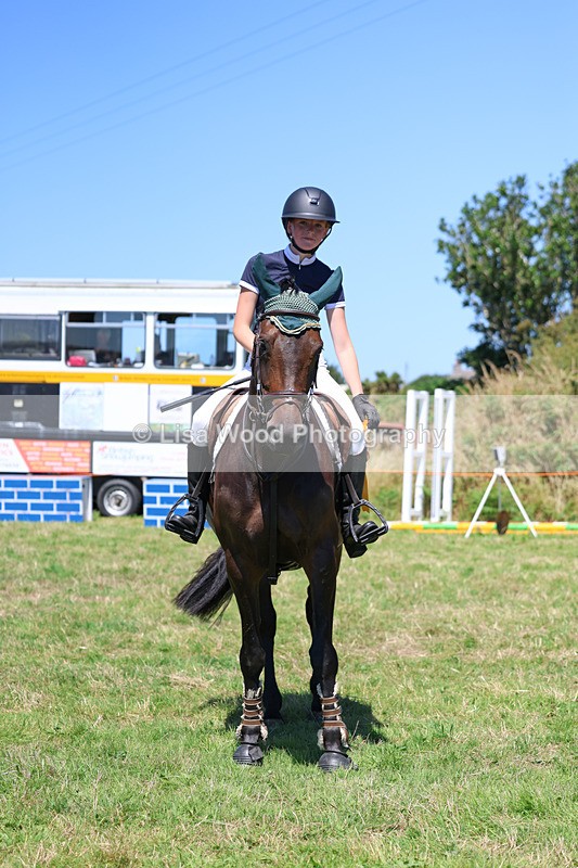 3E7A5721 - Class 9: Senior British Novice/90cm open
