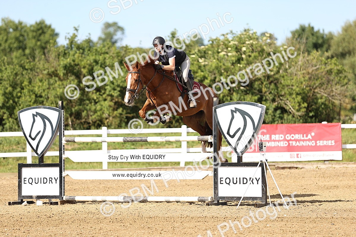 SBM_003070 - Class 5 - Senior Foxhunter - 1.20m
