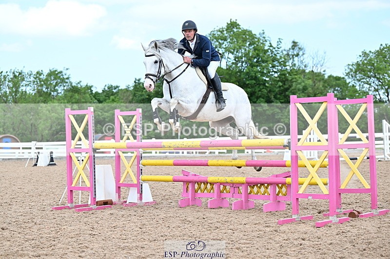 240605A-125824-00446 - Cls 3 Snr 1.05m Open