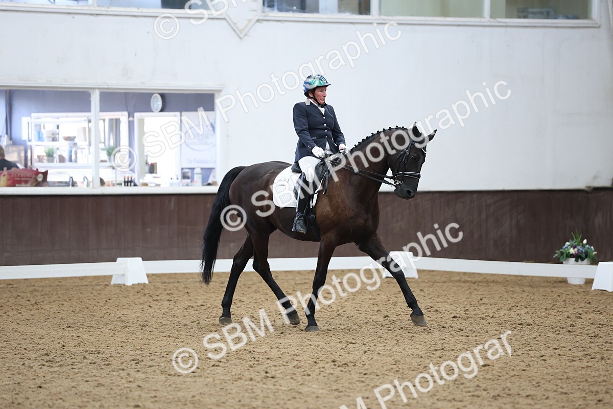 SBM_003903 - Class 8 - Advanced Medium 6 Silver