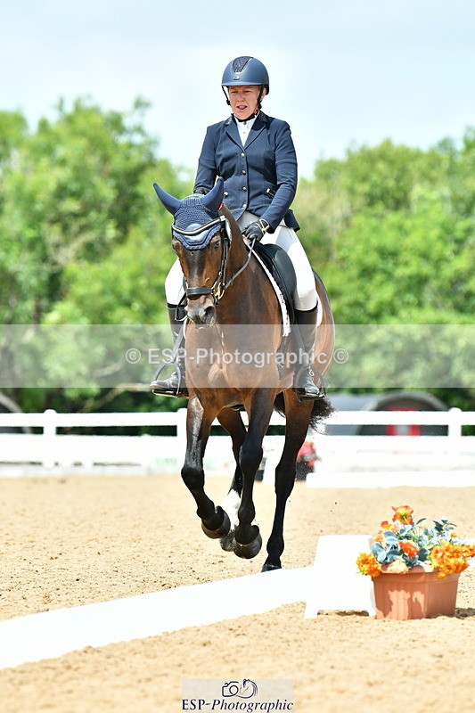 230702A-142752-10676 - Cls 32 Medium 73