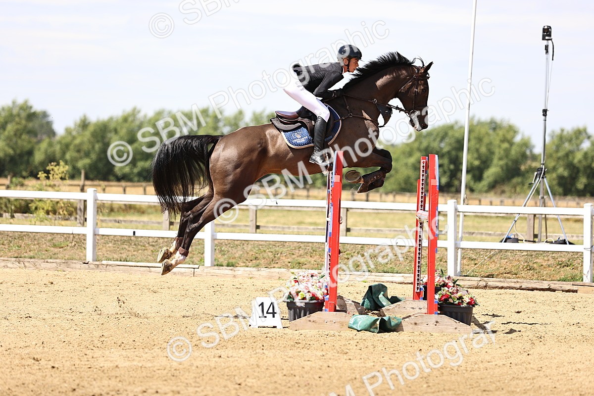 SBM_010175 - Class 9 - Senior Foxhunter - 1.20m Open