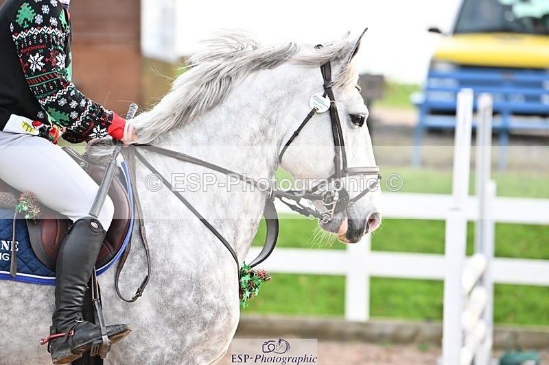 241206-094652-00080 - Cls 2 British Novice and 90cm Open