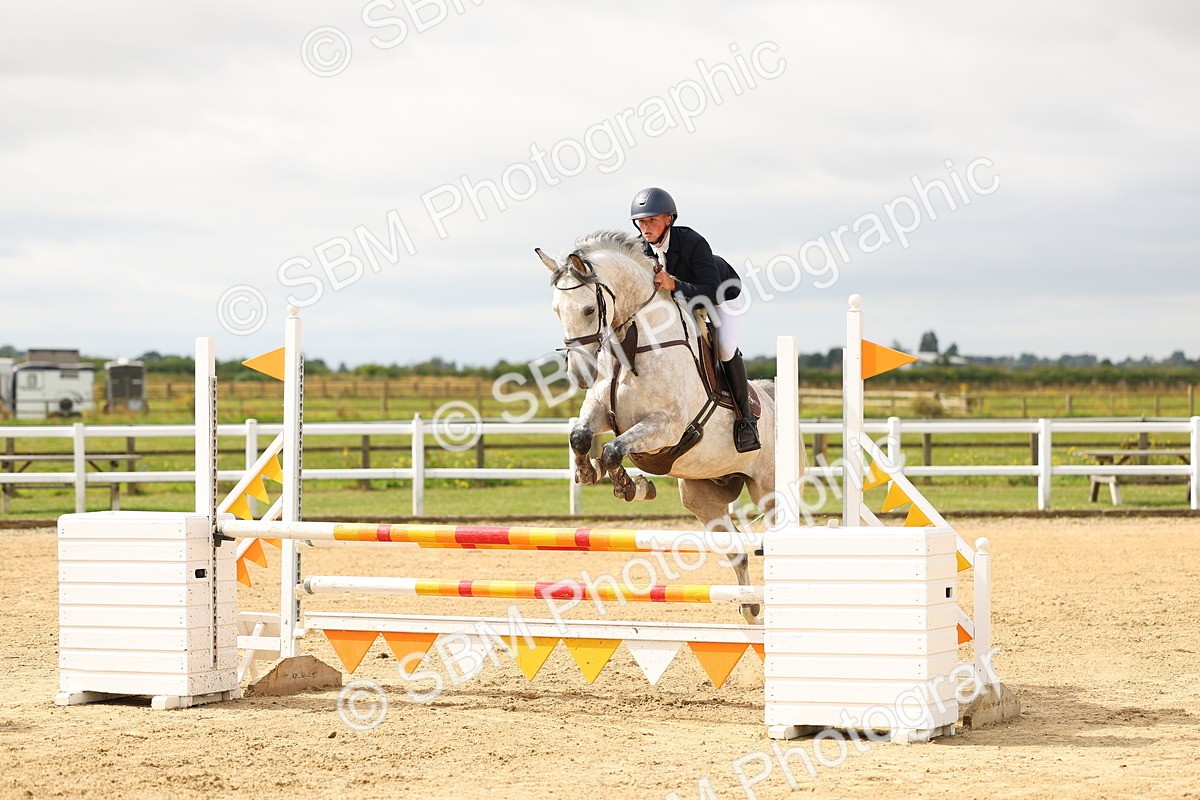 SBM_009048 - Class 1 - Senior British Novice - 90cm Open
