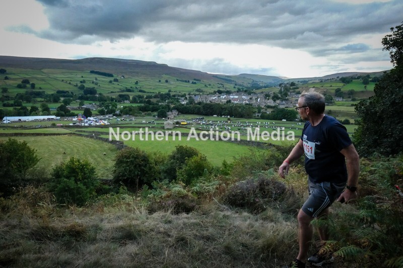 DSCF5175 - Reeth Fell race seniors