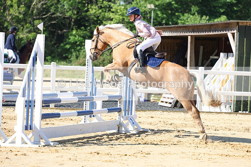 3E7A8888 - Class 3: Junior 80cm Club