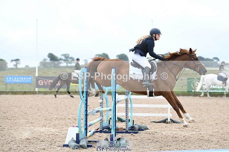 250807-113741-00714 - 1m Round 1