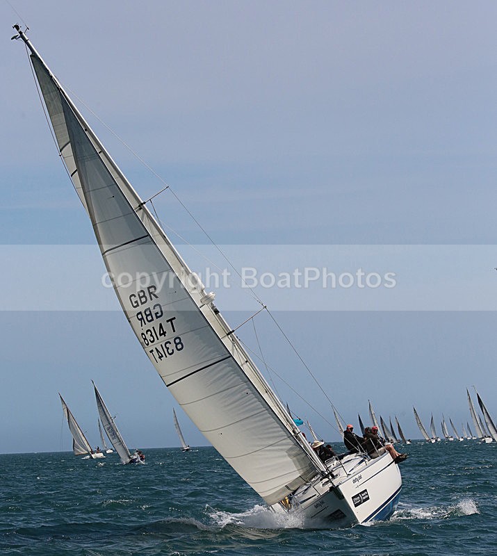150627 GBR 8314T WT7A9388_P - ROUND THE ISLAND RACE - SATURDAY 27th JUNE 2015
