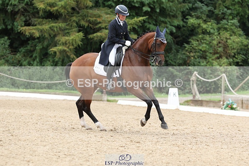 240810-151848-03960 - 231-Louise.Hutchinson-Donnarella