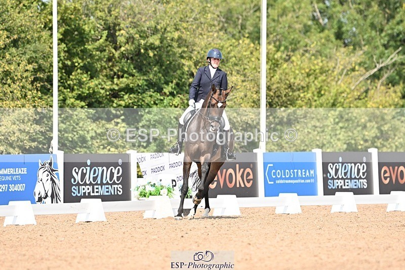 250816-124451-04328 - 100-Deborah.NewmanSoraya.IV