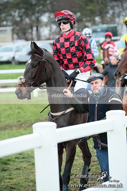 PtP 141225  2480 - New Forest Hounds PtP Larkhill 14/12/25