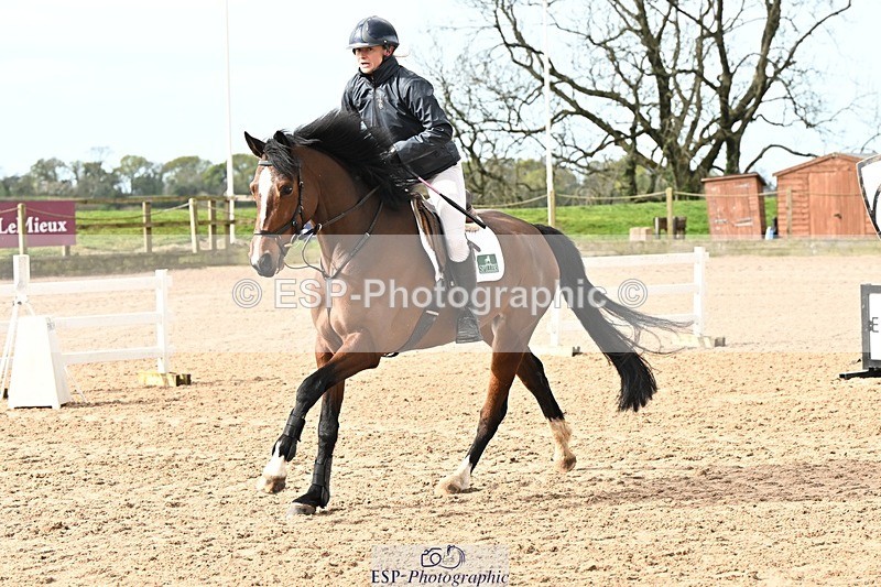 250416-094846-00115 - Cls 1 British Novice and 90cm