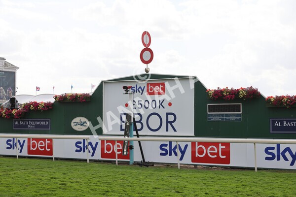 yr20082022r4-182 - Race 4 3.35pm Sky Bet Ebor