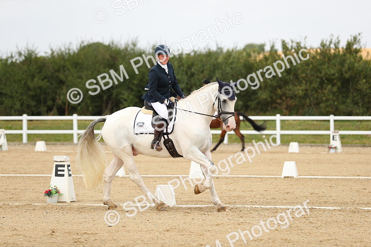 SBM_017632 - Class 13 - Novice 23 - 14.27-15.16