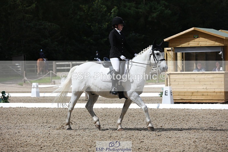 230812-113005-03783 - Cls 5 Novice Bronze 11.15 to 12.50 break