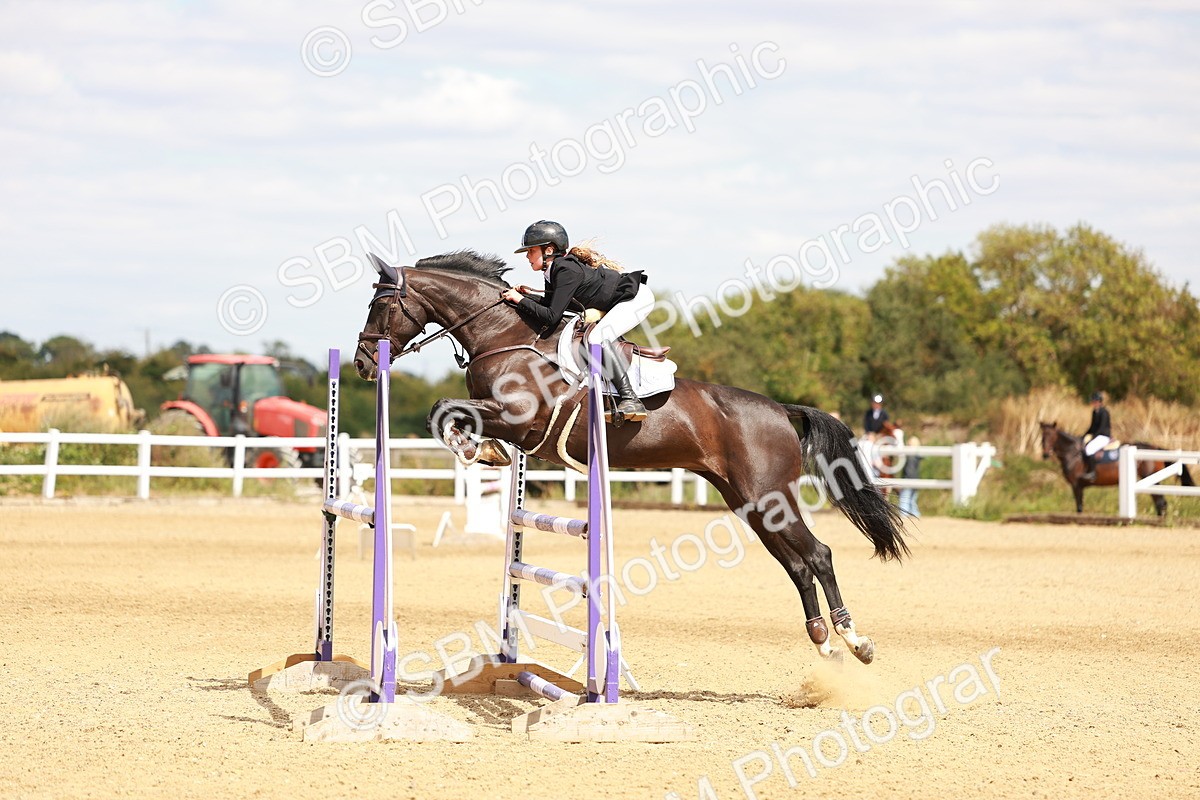 SBM_006610 - Class 4 - Senior British Newcomers - 1.10m